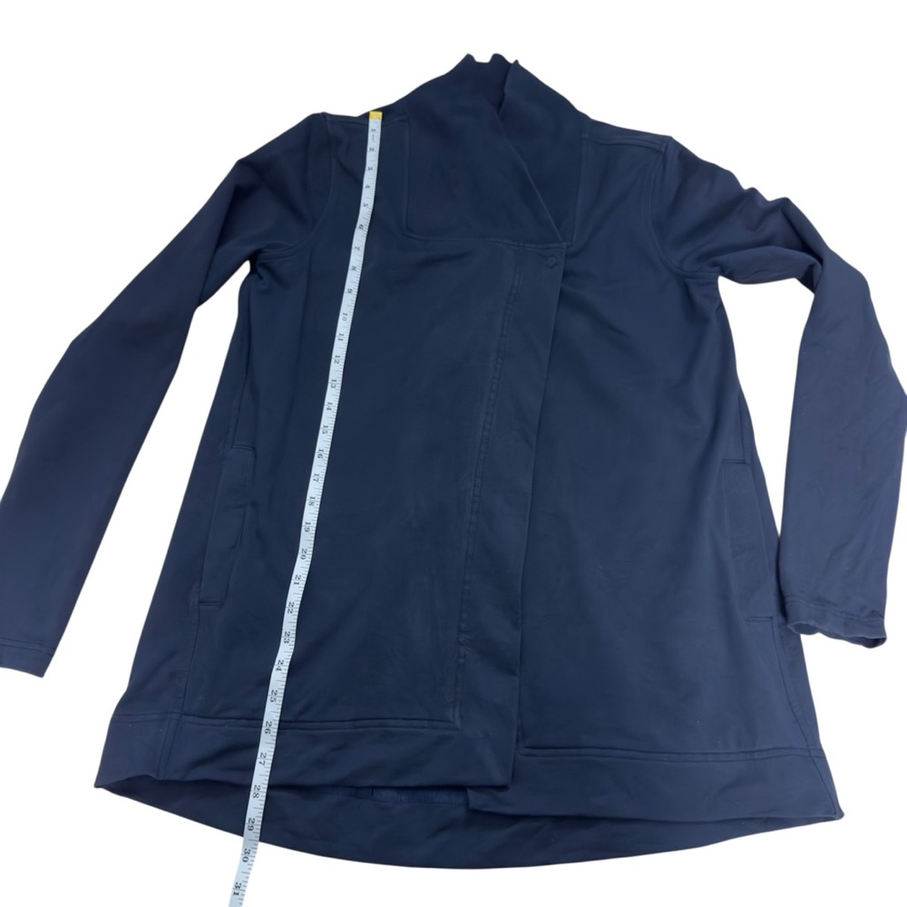 Lululemon Belle Wrap, Navy Blue, size 8 - Picture 8 of 14